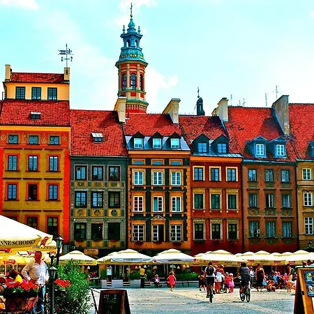 Cozy Old Town Apartment *